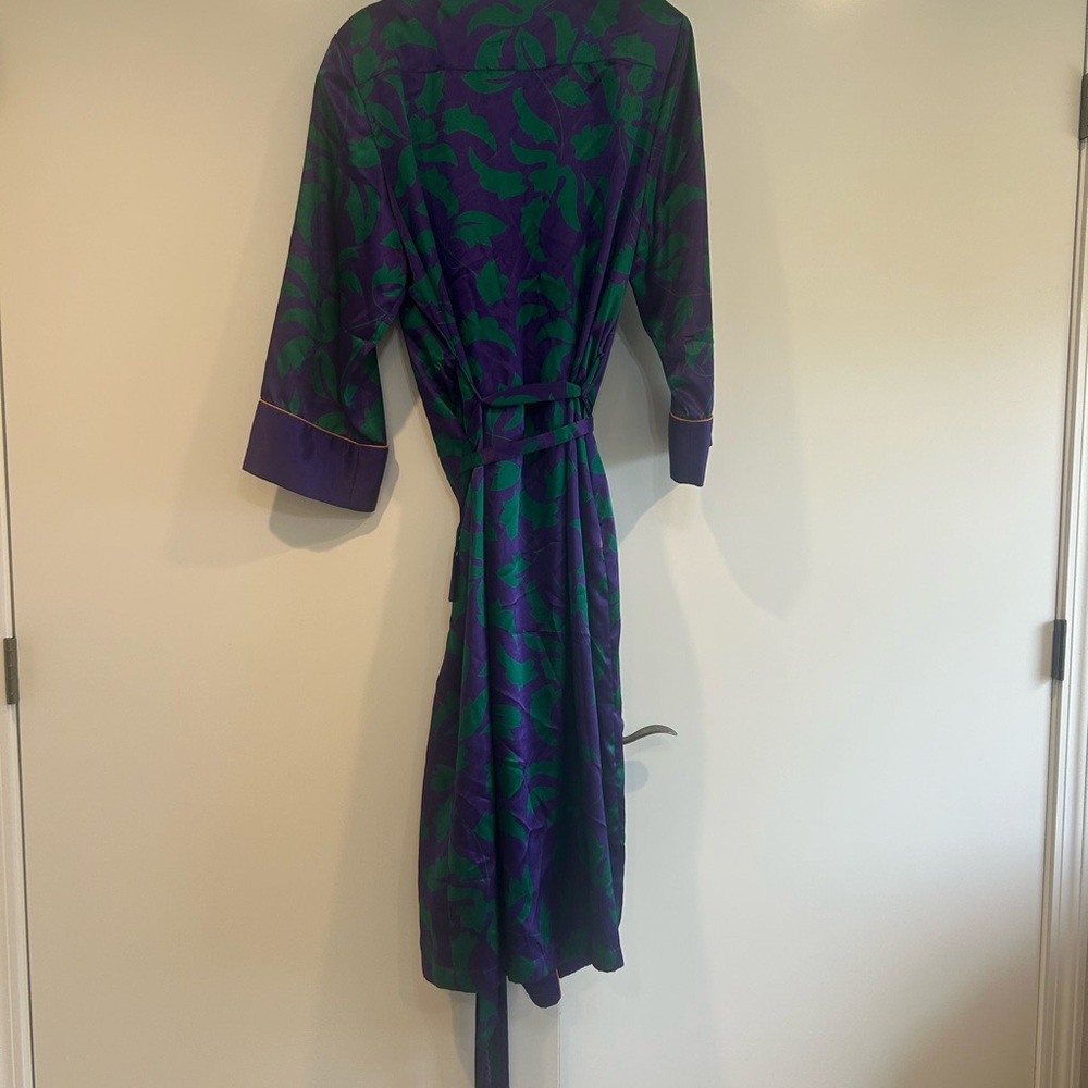 Vtg Victorias Secret Purple Green Satin Sleep Robe Long Sleeve Size M/L - Picture 9 of 15